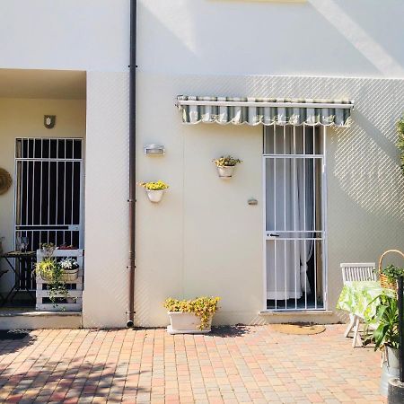 Appartamento Laura A 2 Passi Dal Mare Rímini Exterior foto